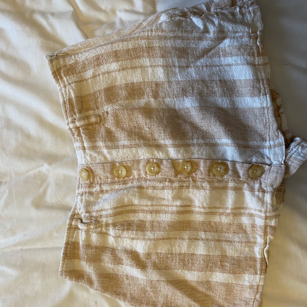 Short skirt